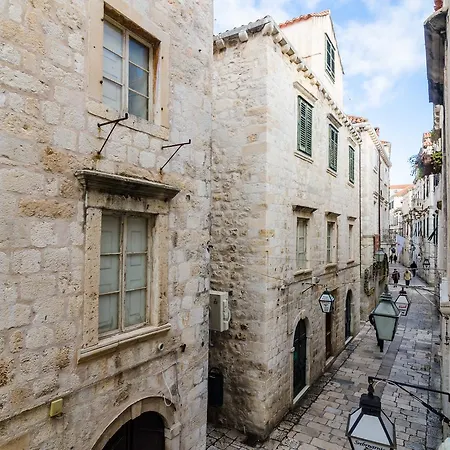 Josipa アパート *